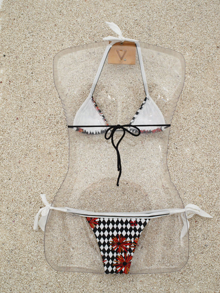 ダイスフラワートライアングル