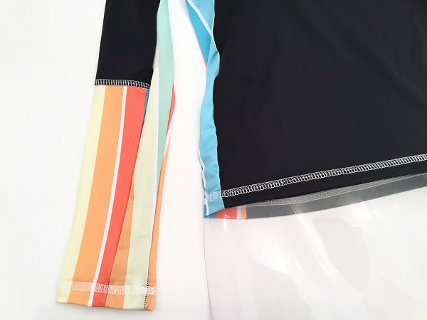 シャーベットラッシュガード