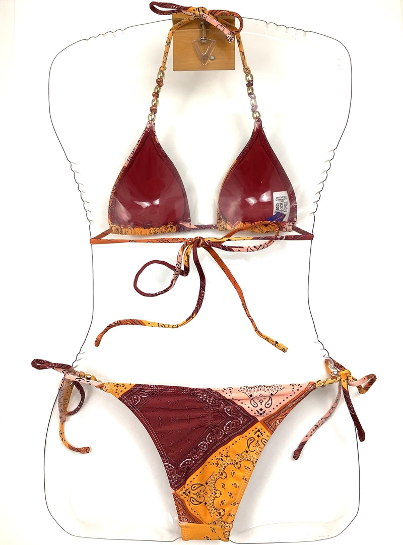 バンダナトライアングル