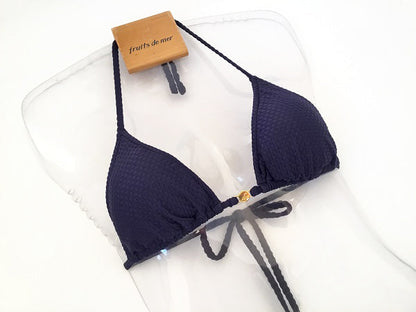 リソネイビーワッフルトライアングル