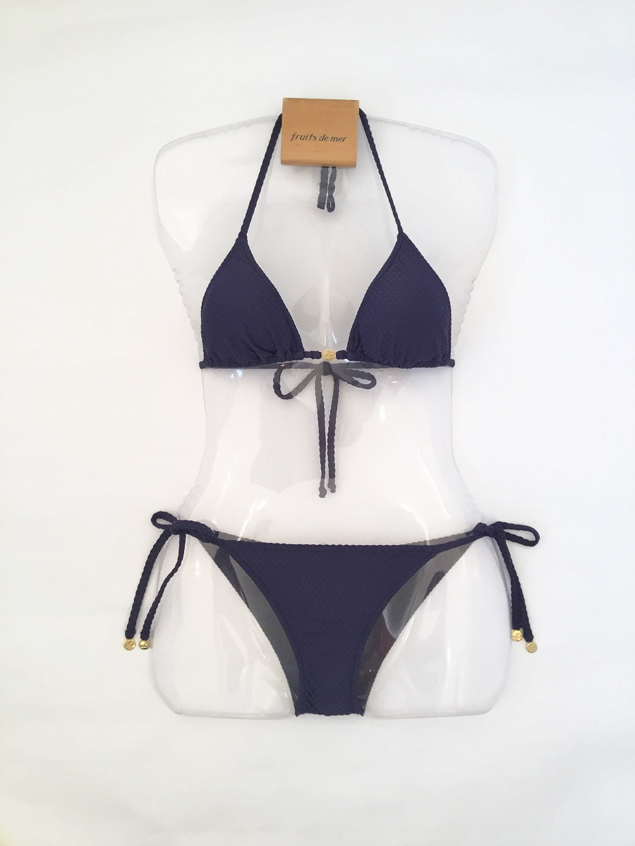 リソネイビーワッフルトライアングル